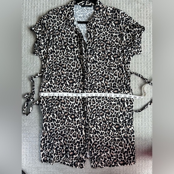 Vero Moda Leopard Print Button Down Dress. Size Medium. EUC. - Picture 7 of 7